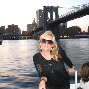 Meet your Posher, Izabela